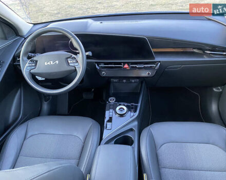 Серый Киа Niro, объемом двигателя 0 л и пробегом 45 тыс. км за 23300 $, фото 9 на Automoto.ua