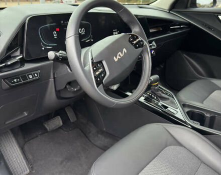 Сірий Кіа Niro, об'ємом двигуна 1.58 л та пробігом 5 тис. км за 24000 $, фото 12 на Automoto.ua