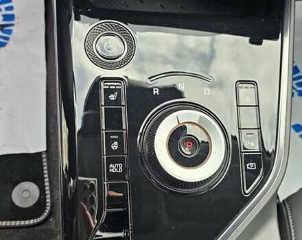 Серый Киа Niro, объемом двигателя 0 л и пробегом 30 тыс. км за 33800 $, фото 2 на Automoto.ua