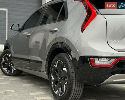 Серый Киа Niro, объемом двигателя 0 л и пробегом 54 тыс. км за 26700 $, фото 41 на Automoto.ua