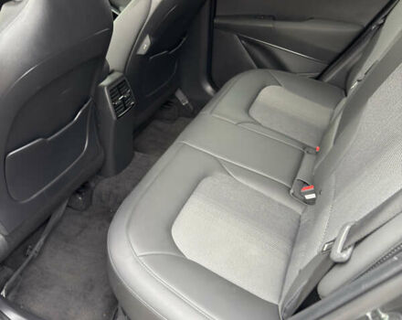 Сірий Кіа Niro, об'ємом двигуна 1.58 л та пробігом 5 тис. км за 24000 $, фото 9 на Automoto.ua