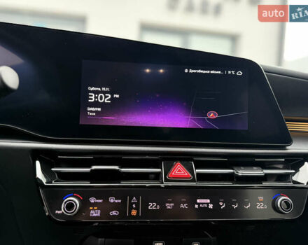 Серый Киа Niro, объемом двигателя 0 л и пробегом 54 тыс. км за 26700 $, фото 71 на Automoto.ua