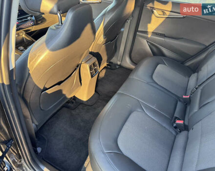 Киа Niro 2023 в Волочиске на Automoto.ua Серый Киа Niro, объемом двигателя 0 л и пробегом 48 тыс. км за 23500 $, фото 35 на Automoto.ua