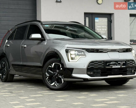 Серый Киа Niro, объемом двигателя 0 л и пробегом 54 тыс. км за 26700 $, фото 3 на Automoto.ua