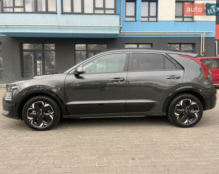 Сірий Кіа Niro, об'ємом двигуна 0 л та пробігом 43 тис. км за 25800 $, фото 2 на Automoto.ua