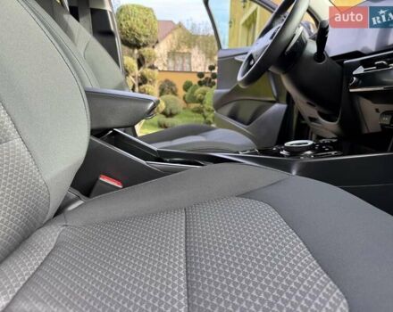 Сірий Кіа Niro, об'ємом двигуна 0 л та пробігом 42 тис. км за 25950 $, фото 88 на Automoto.ua