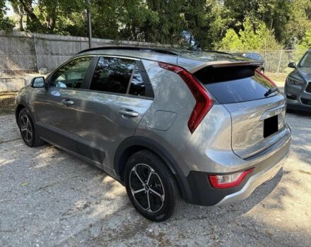 Киа Niro 2023 в Мукачеве на Automoto.ua Серый Киа Niro, объемом двигателя 1.6 л и пробегом 18 тыс. км за 17000 $, фото 5 на Automoto.ua