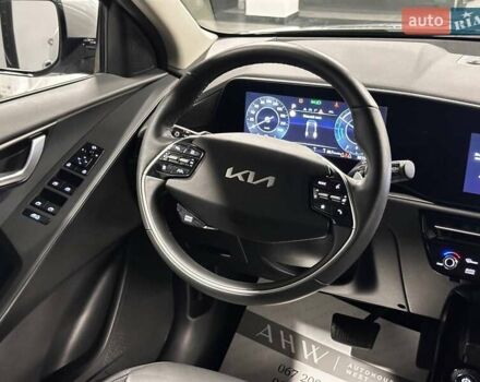 Серый Киа Niro, объемом двигателя 0 л и пробегом 32 тыс. км за 27700 $, фото 19 на Automoto.ua
