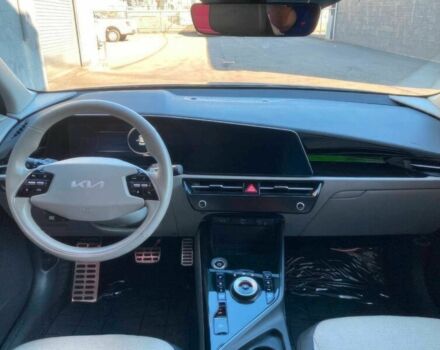 Серый Киа Niro, объемом двигателя 0 л и пробегом 25 тыс. км за 11000 $, фото 7 на Automoto.ua