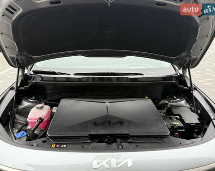 Серый Киа Niro, объемом двигателя 0 л и пробегом 54 тыс. км за 26700 $, фото 101 на Automoto.ua