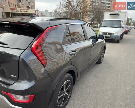 Сірий Кіа Niro, об'ємом двигуна 1.58 л та пробігом 7 тис. км за 22500 $, фото 3 на Automoto.ua