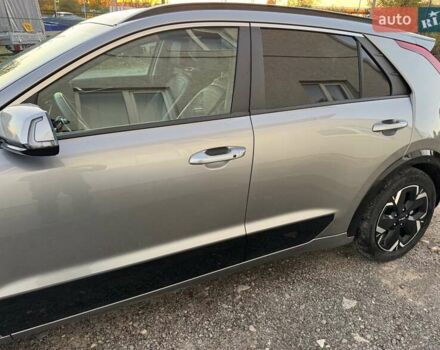 Серый Киа Niro, объемом двигателя 0 л и пробегом 34 тыс. км за 24000 $, фото 3 на Automoto.ua