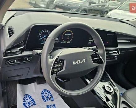 Серый Киа Niro, объемом двигателя 0 л и пробегом 30 тыс. км за 33800 $, фото 1 на Automoto.ua