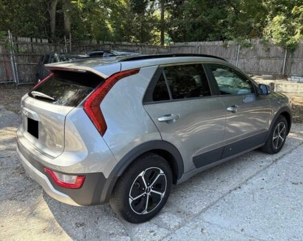 Киа Niro 2023 в Мукачеве на Automoto.ua Серый Киа Niro, объемом двигателя 1.6 л и пробегом 18 тыс. км за 17000 $, фото 7 на Automoto.ua