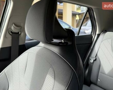 Сірий Кіа Niro, об'ємом двигуна 0 л та пробігом 42 тис. км за 25950 $, фото 104 на Automoto.ua