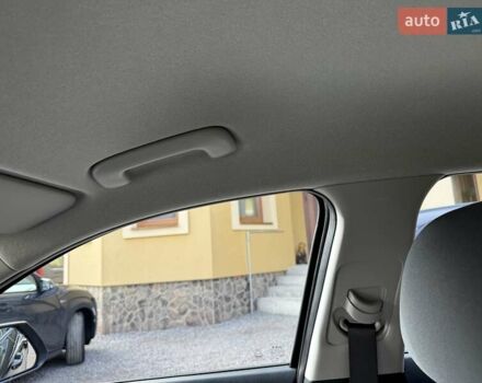 Сірий Кіа Niro, об'ємом двигуна 0 л та пробігом 42 тис. км за 25950 $, фото 117 на Automoto.ua