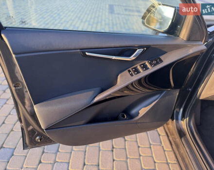 Киа Niro 2023 в Волочиске на Automoto.ua Серый Киа Niro, объемом двигателя 0 л и пробегом 48 тыс. км за 23500 $, фото 28 на Automoto.ua