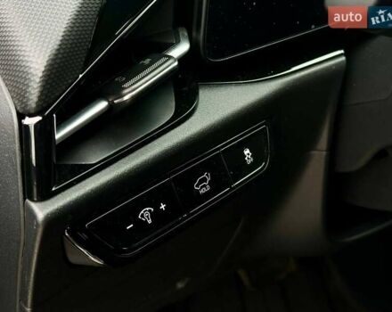 Серый Киа Niro, объемом двигателя 0 л и пробегом 8 тыс. км за 24900 $, фото 17 на Automoto.ua