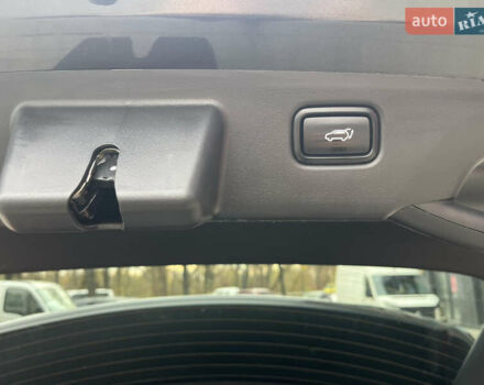 Сірий Кіа Niro, об'ємом двигуна 0 л та пробігом 43 тис. км за 25800 $, фото 42 на Automoto.ua