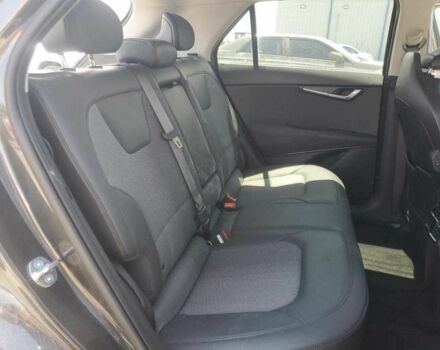 Серый Киа Niro, объемом двигателя 0 л и пробегом 44 тыс. км за 10800 $, фото 9 на Automoto.ua