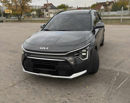Сірий Кіа Niro, об'ємом двигуна 1.58 л та пробігом 5 тис. км за 24000 $, фото 2 на Automoto.ua
