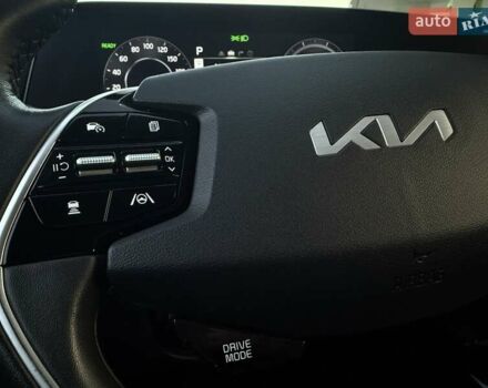 Киа Niro 2023 в Дрогобыче на Automoto.ua Серый Киа Niro, объемом двигателя 0 л и пробегом 118 тыс. км за 20899 $, фото 48 на Automoto.ua