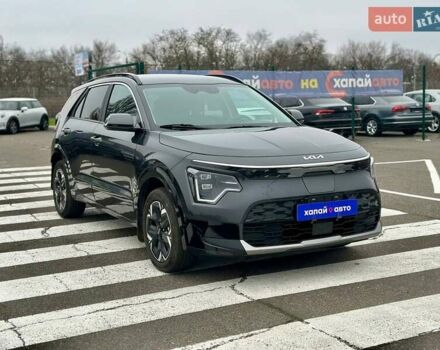 Серый Киа Niro, объемом двигателя 0 л и пробегом 8 тыс. км за 24900 $, фото 2 на Automoto.ua