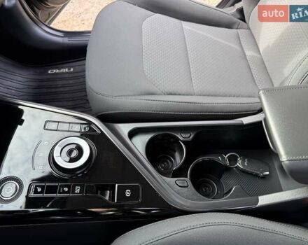 Сірий Кіа Niro, об'ємом двигуна 0 л та пробігом 42 тис. км за 25950 $, фото 64 на Automoto.ua