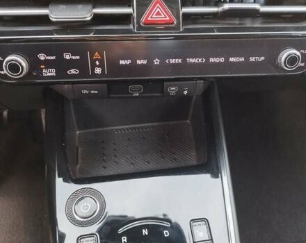 Серый Киа Niro, объемом двигателя 0 л и пробегом 25 тыс. км за 23800 $, фото 13 на Automoto.ua