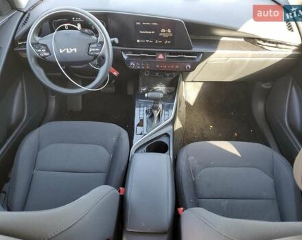 Сірий Кіа Niro, об'ємом двигуна 1.58 л та пробігом 44 тис. км за 6300 $, фото 7 на Automoto.ua