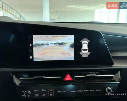 Сірий Кіа Niro, об'ємом двигуна 0 л та пробігом 40 тис. км за 26950 $, фото 9 на Automoto.ua