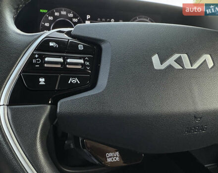 Сірий Кіа Niro, об'ємом двигуна 0 л та пробігом 83 тис. км за 22450 $, фото 57 на Automoto.ua