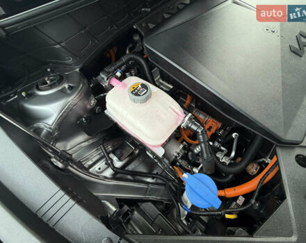 Сірий Кіа Niro, об'ємом двигуна 0 л та пробігом 35 тис. км за 23900 $, фото 89 на Automoto.ua