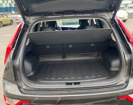 Серый Киа Niro, объемом двигателя 0 л и пробегом 3 тыс. км за 26100 $, фото 3 на Automoto.ua