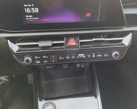 Серый Киа Niro, объемом двигателя 0 л и пробегом 25 тыс. км за 23800 $, фото 10 на Automoto.ua