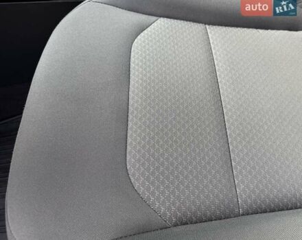 Сірий Кіа Niro, об'ємом двигуна 0 л та пробігом 42 тис. км за 25950 $, фото 111 на Automoto.ua