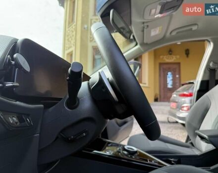 Сірий Кіа Niro, об'ємом двигуна 0 л та пробігом 42 тис. км за 25950 $, фото 65 на Automoto.ua