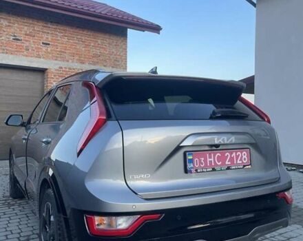 Сірий Кіа Niro, об'ємом двигуна 0 л та пробігом 77 тис. км за 24500 $, фото 2 на Automoto.ua