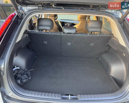 Киа Niro 2023 в Волочиске на Automoto.ua Серый Киа Niro, объемом двигателя 0 л и пробегом 48 тыс. км за 23500 $, фото 36 на Automoto.ua