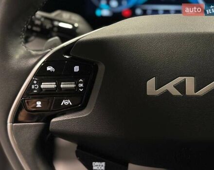 Серый Киа Niro, объемом двигателя 0 л и пробегом 32 тыс. км за 27700 $, фото 17 на Automoto.ua