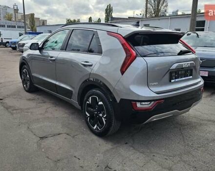 Серый Киа Niro, объемом двигателя 0 л и пробегом 30 тыс. км за 33800 $, фото 5 на Automoto.ua