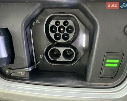 Серый Киа Niro, объемом двигателя 0 л и пробегом 54 тыс. км за 26700 $, фото 102 на Automoto.ua