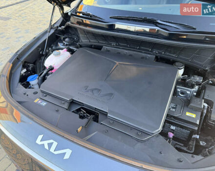 Киа Niro 2023 в Волочиске на Automoto.ua Серый Киа Niro, объемом двигателя 0 л и пробегом 48 тыс. км за 23500 $, фото 40 на Automoto.ua