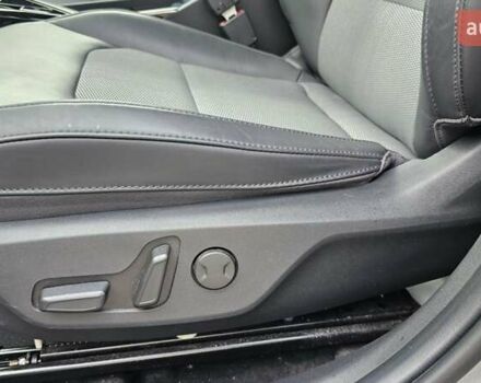 Серый Киа Niro, объемом двигателя 0 л и пробегом 30 тыс. км за 33800 $, фото 6 на Automoto.ua