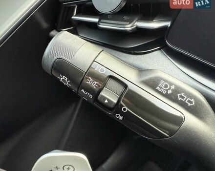 Сірий Кіа Niro, об'ємом двигуна 0 л та пробігом 42 тис. км за 25950 $, фото 106 на Automoto.ua