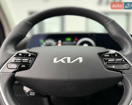 Серый Киа Niro, объемом двигателя 0 л и пробегом 54 тыс. км за 26700 $, фото 72 на Automoto.ua