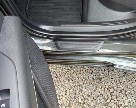 Сірий Кіа Niro, об'ємом двигуна 0 л та пробігом 42 тис. км за 25950 $, фото 126 на Automoto.ua