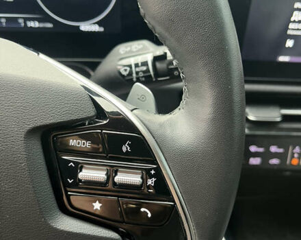 Сірий Кіа Niro, об'ємом двигуна 0 л та пробігом 43 тис. км за 25800 $, фото 21 на Automoto.ua