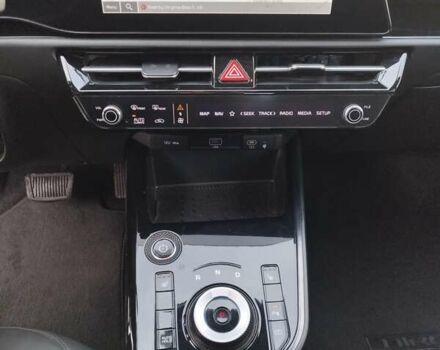 Серый Киа Niro, объемом двигателя 0 л и пробегом 25 тыс. км за 23800 $, фото 14 на Automoto.ua
