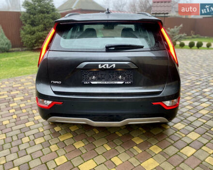 Серый Киа Niro, объемом двигателя 0 л и пробегом 122 тыс. км за 24500 $, фото 6 на Automoto.ua